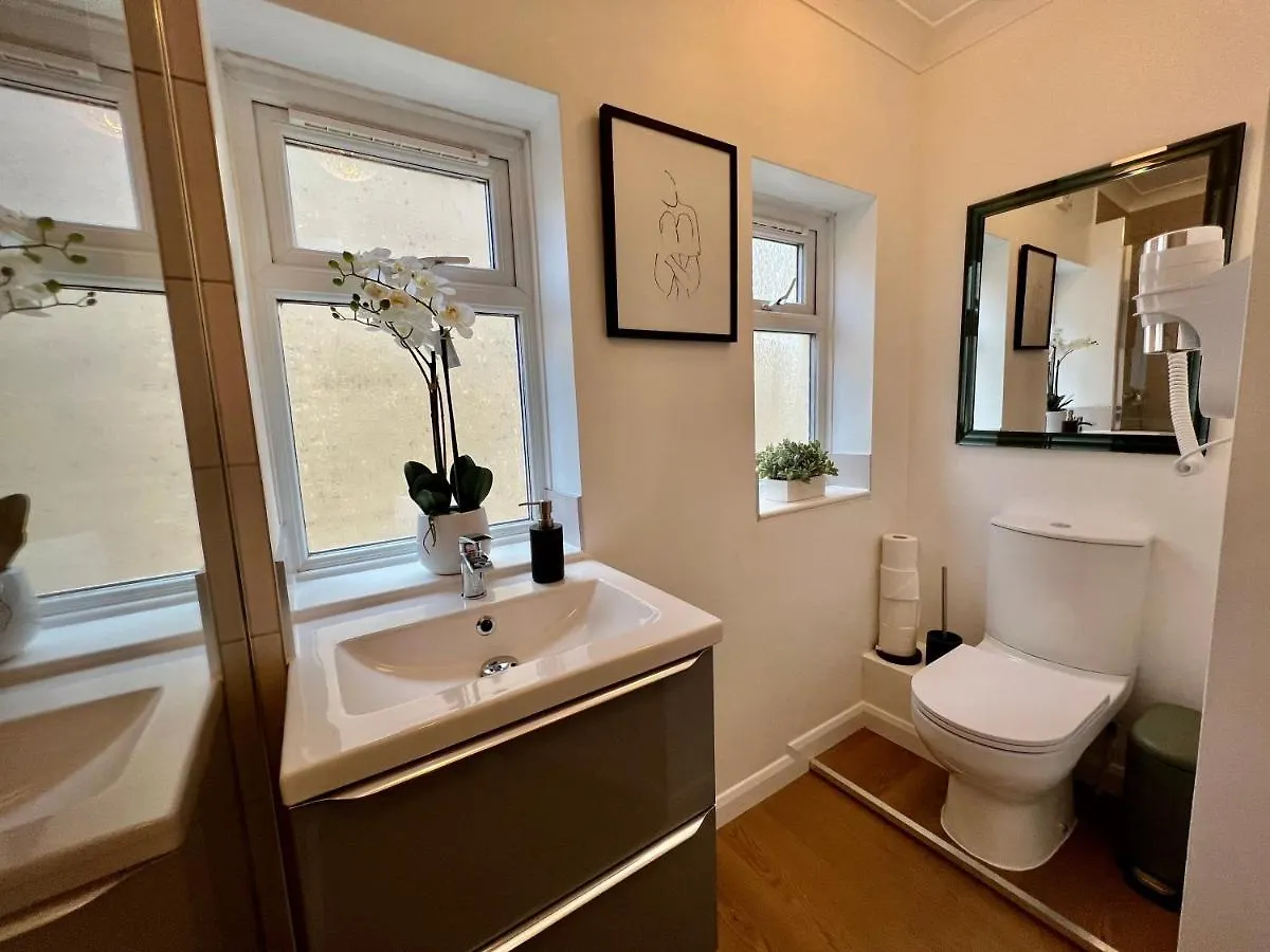 Central Cambridge Fig Tree House 0*, Cambridge (Cambridgeshire) United Kingdom